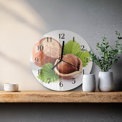 Wanduhr rund Haselnüsse