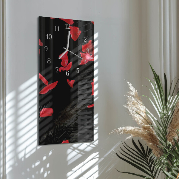 Vertikale Uhr Rosenblätter