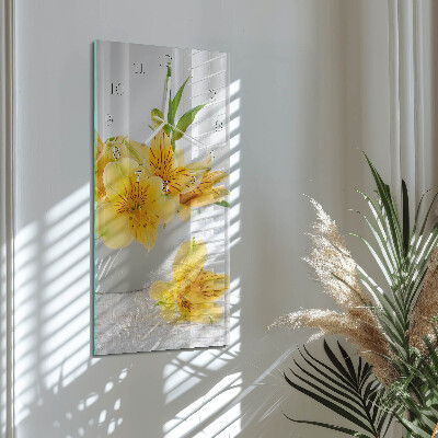 Vertikale Uhr Gelbe Blüten