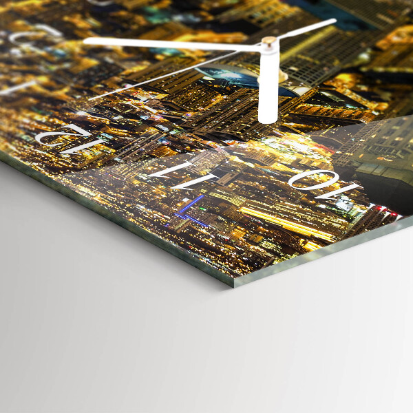 Horizontale Uhr Stadt bei Nacht