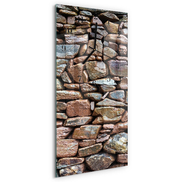 Vertikale Uhr Steinmauer