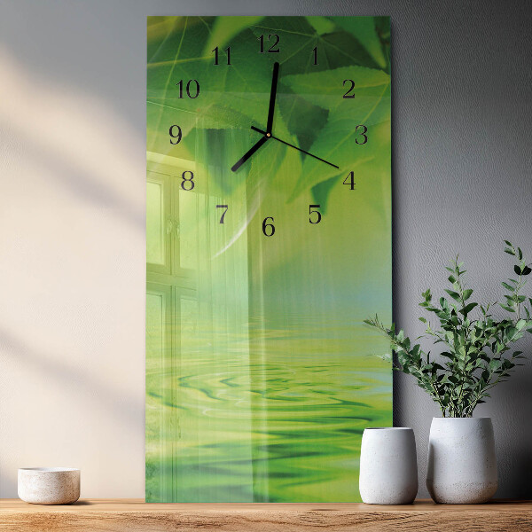 Vertikale Uhr Blätter