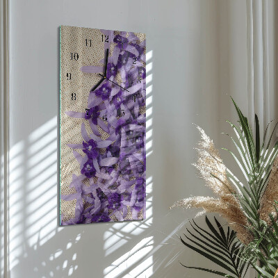 Vertikale Uhr Lavendel