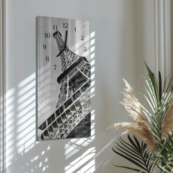 Vertikale Uhr Eiffelturm