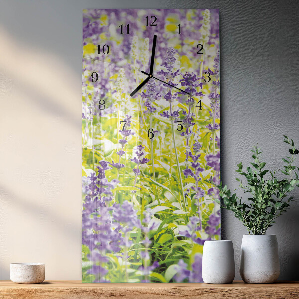 Vertikale Uhr Lavendel
