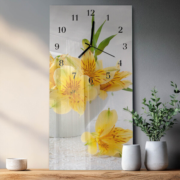 Vertikale Uhr Gelbe Blüten