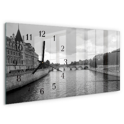 Horizontale Uhr Brücken von Paris