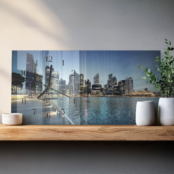 Horizontale Uhr Stadt bei Nacht