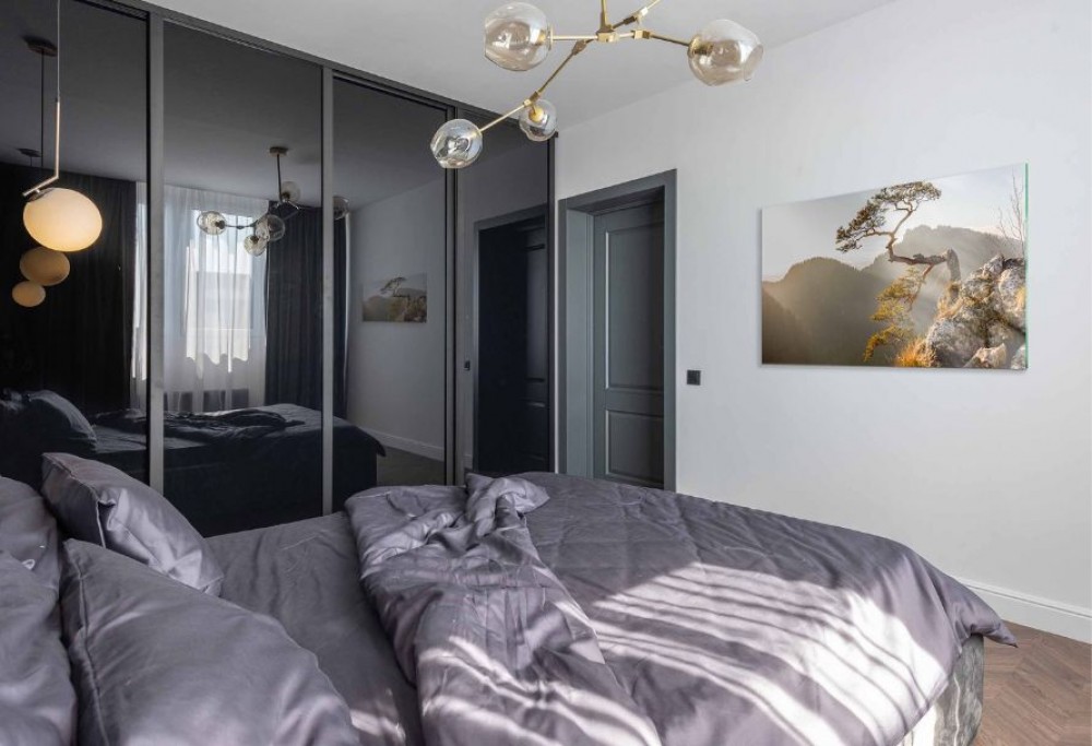 Schwarz im Innenraum